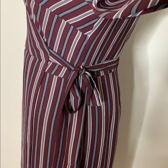 Chelsea28 Striped Long Sleeve Wrap Midi Dress NWOT Size Small - Picture 6 of 10
